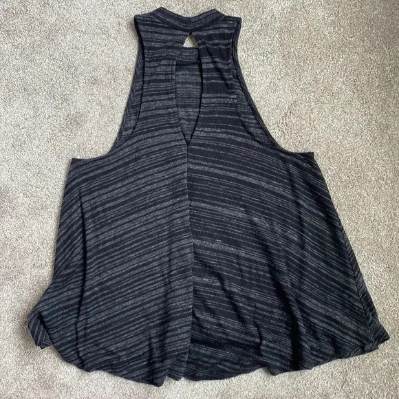 Express One Eleven Knit Sleeveless Striped Halter Top Open Back Black Gray S - Picture 5 of 6